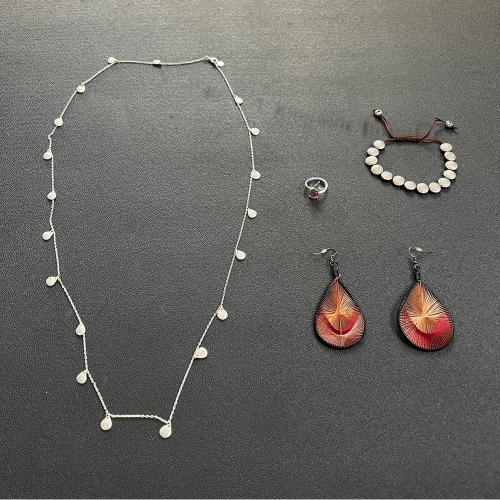 8 Piece Jewelry Lot Boho Necklaces, Earrings, Silver Bracelet, Fashion Leaf Ring - Picture 4 of 14